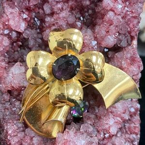 Vintage CORO gold brushed flower brooch